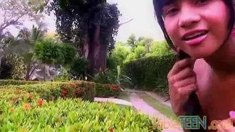 Tobie Teen Pussy Orgasm Outdoor