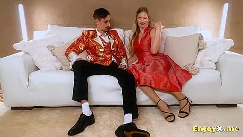 Lust and debauchery 24/7. Blonde sweetie with clean coochie adores oral jobs - top-notch hard-core porn!