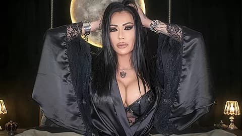 Reaching Ejaculation Using Erotic Eyes - VRVids
