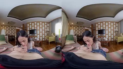 Petite Saleslady With Fat Ass Loves Banging Total Stranger
