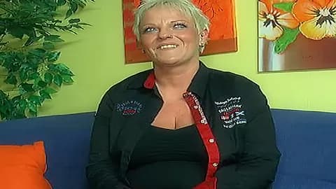 Pussyshow.... Sandy - Amateur Solo Tease - Sexlikereal