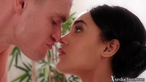 Cockhungry bae cuntfucked during massage
