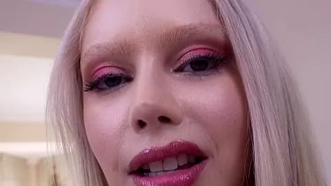 6on2 HOT INTERNATIONAL GANGBANG! Two hot Vivian Lola & Victoria