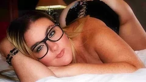 Ashley Ace Gets A Massage Then A Dick Down