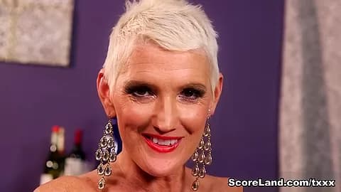 Lexy's fantasies - Lexy Cougar - Home Alone MILFs