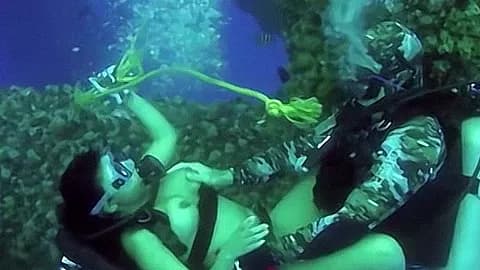 Mickaela And Lars Do Underwater Hardcore - Mickaela And Lars Do Underwater Hardcore
